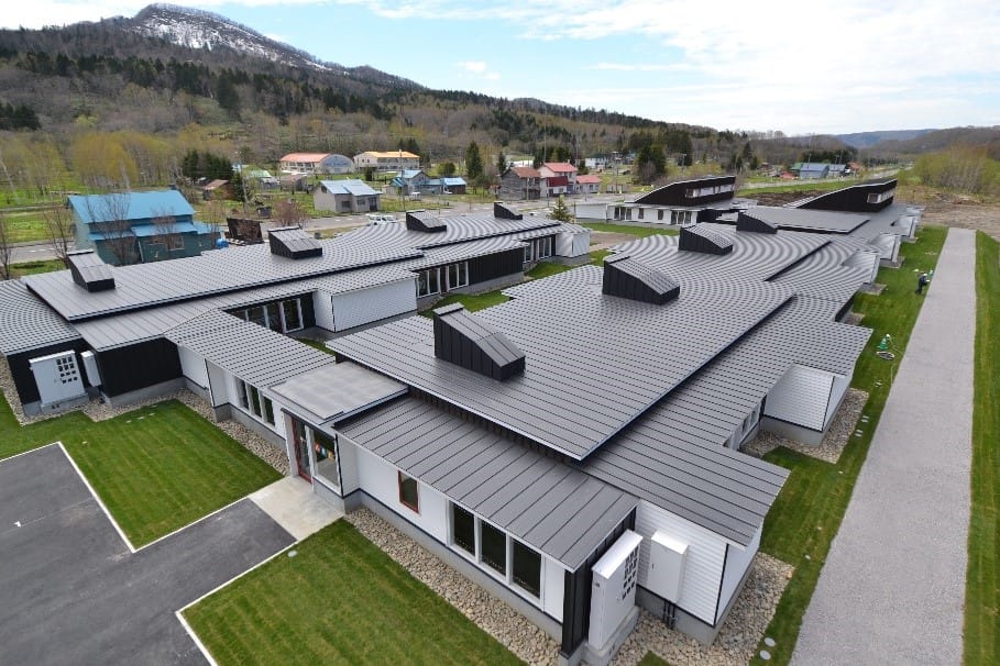 人口減少の危機から生まれた、新しい暮らしのかたち。下川町「一の橋バイオビレッジ住宅」とは